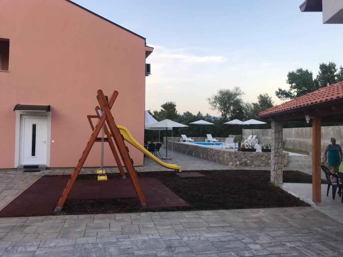 Apartments Kuk Šilo Zewnętrze zdjęcie
